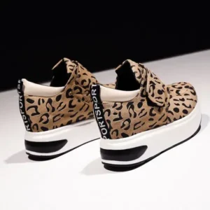 Halvecado Women Fashion Wedge Leopard Leopard Sneakers