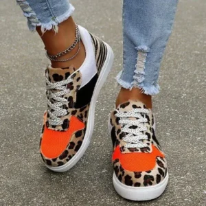 Halvecado Fashionable Round Toe Lace-Up Sneakers